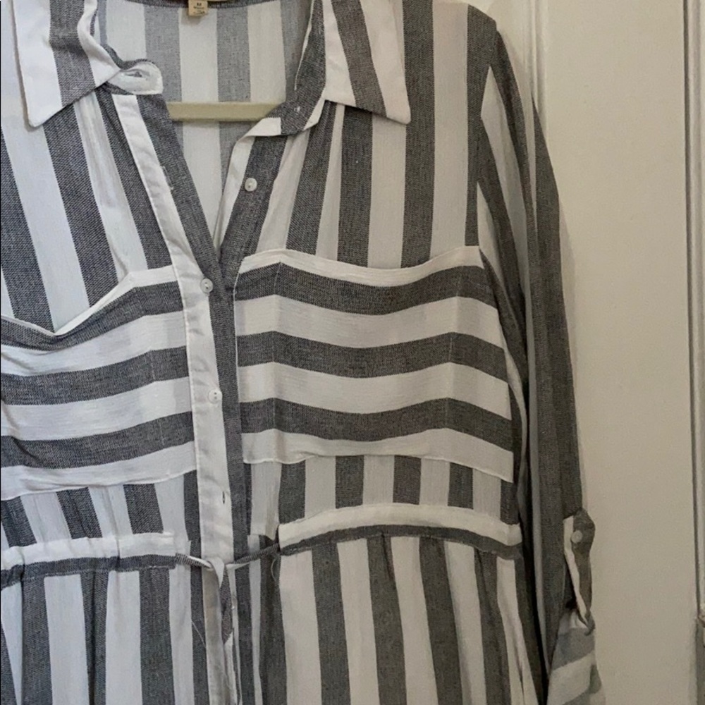 Dress - Picture 3 of 5